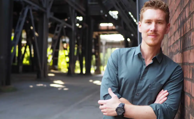 从零开始敲代码：大牛手把手教你构建GPT大语言模型（LLM）